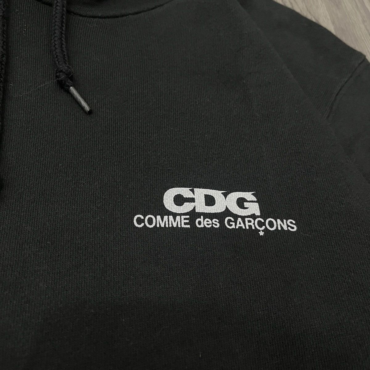 CDG by Comme des Garcons AD2022 Small Logo Pullover Hooded SZ-T030 Ifsix Lgb Size US S / EU 44-46 / 1 - 5 Thumbnail