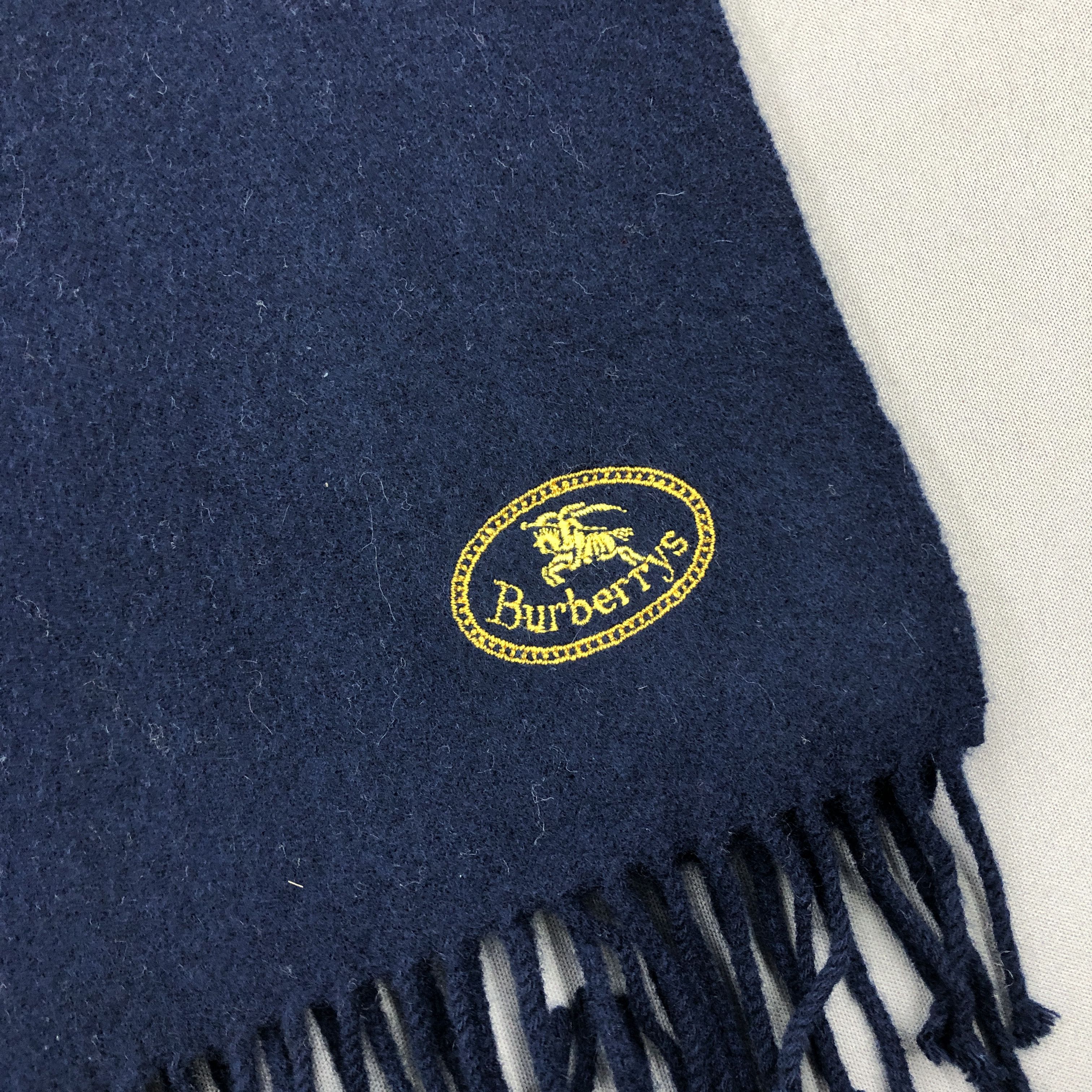 Burberry Vintage Burberry Scarf Muffler Wool Cashmere Scarves Size ONE SIZE - 3 Thumbnail