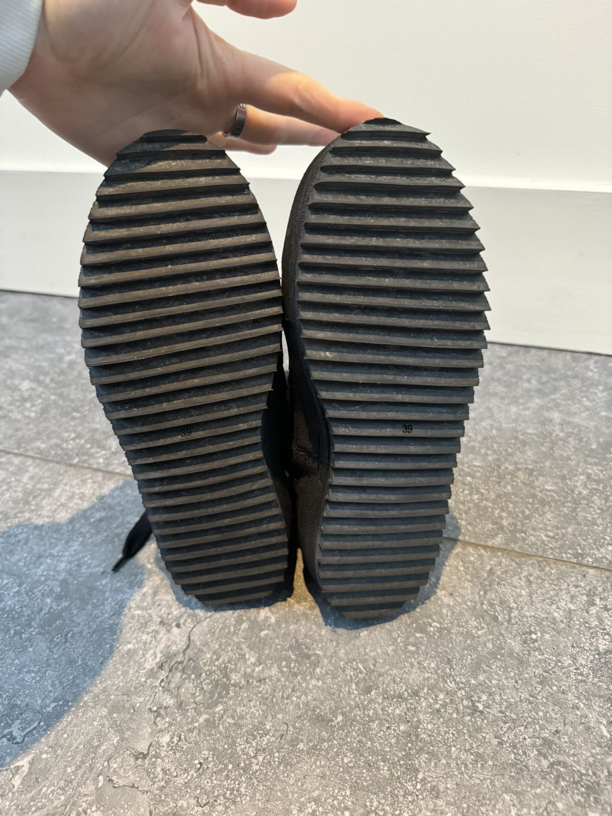 Ann Demeulemeester Ann Demeulemeester high top black suede trainers Size US 8 / IT 38 - 5 Thumbnail
