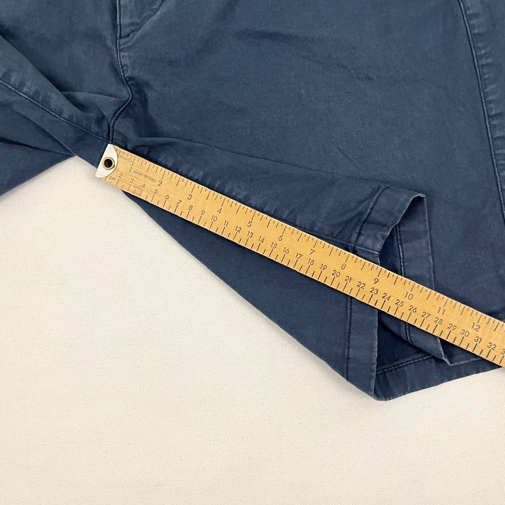 Vintage Flint & Tinder Khaki Shorts Mens Size 34 Regular Blue Washed 9" Inseam Casual Workwear Chino Pocket Logo Breathable Easy Care 365 Everyday Hike Size US 34 / EU 50 - 5 Thumbnail