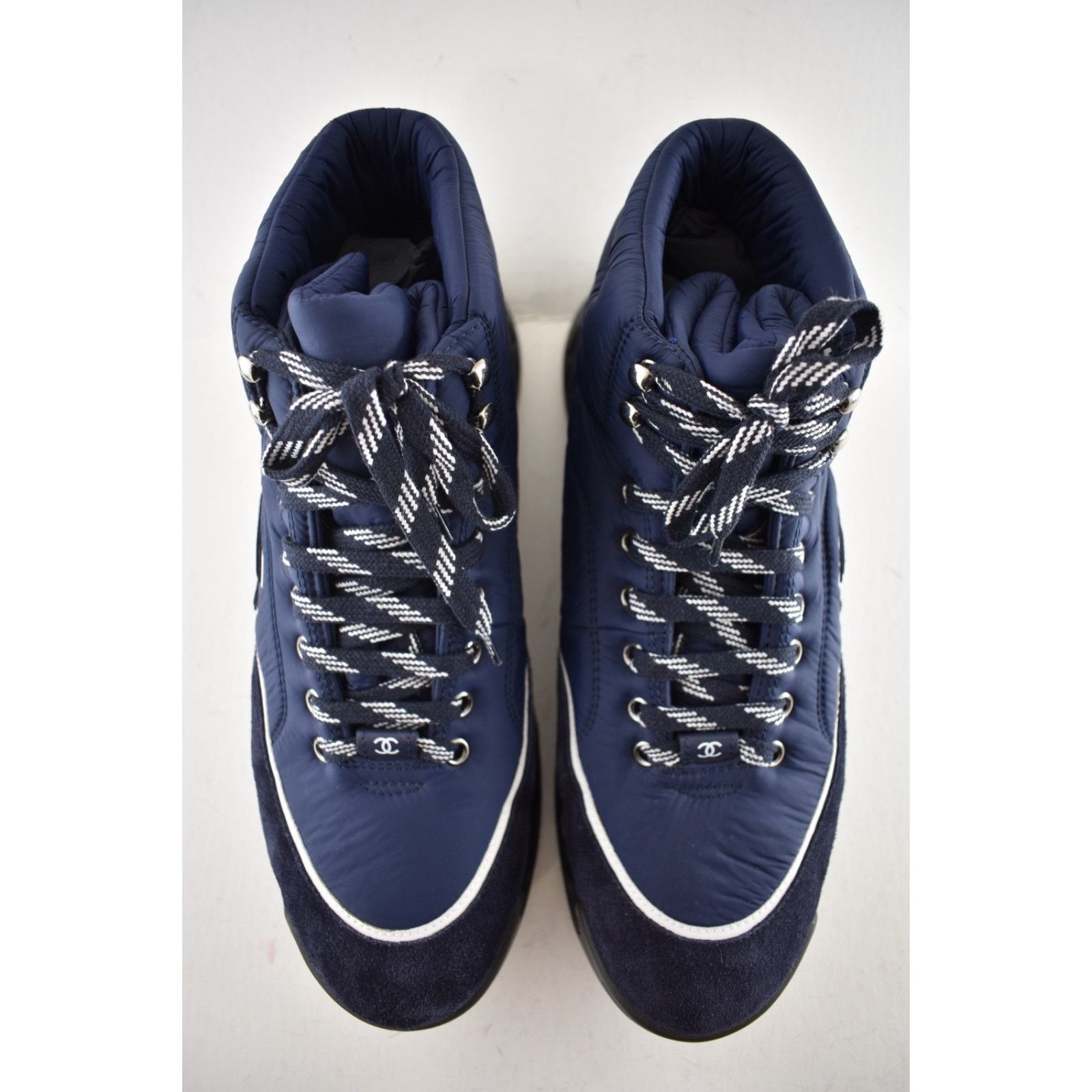 Chanel Chanel 19B Blue Quilted Platform CC Logo High Top Trainer Size US 11 / EU 44 - 8 Thumbnail