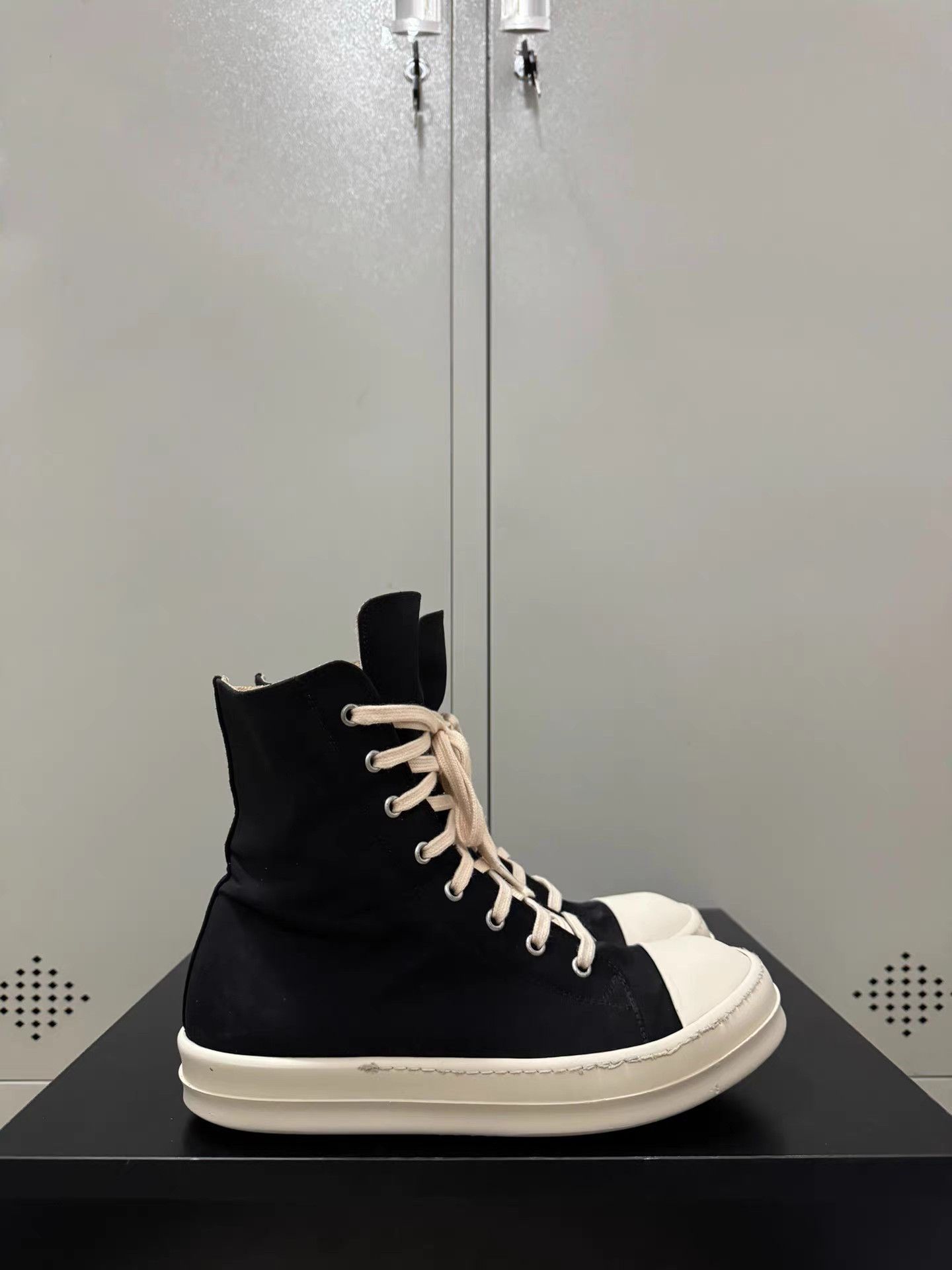 Rick Owens Rick Owens Drkshdw Converse high-top sneakers Size US 7 / EU 40 - 8 Thumbnail