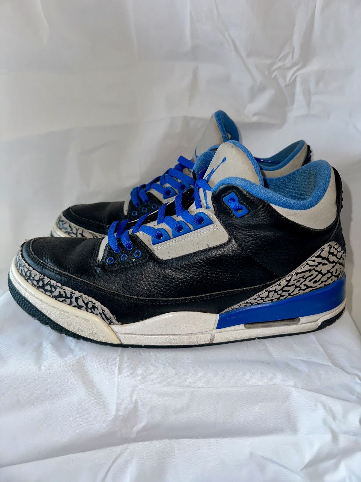 Jordan Brand 2014 Nike Air Jordan 3 Retro Black/Sport Blue-Wolf Grey Size US 10.5 / EU 43-44 - 2 Thumbnail