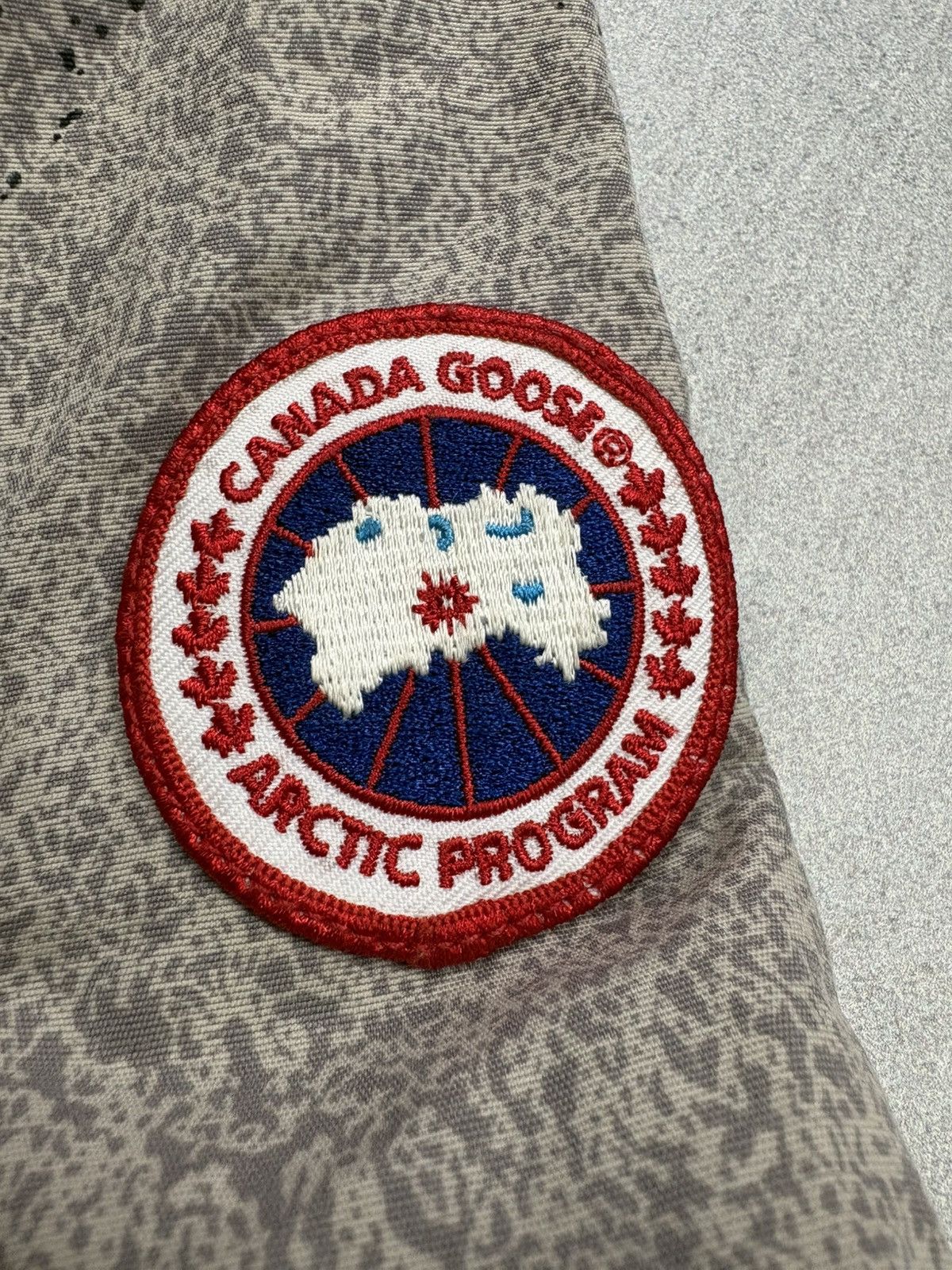 Canada Goose Canada Goose Brossard Jacket Sandstorm Camo Black XS 2401L Size XS / US 0-2 / IT 36-38 - 6 Thumbnail