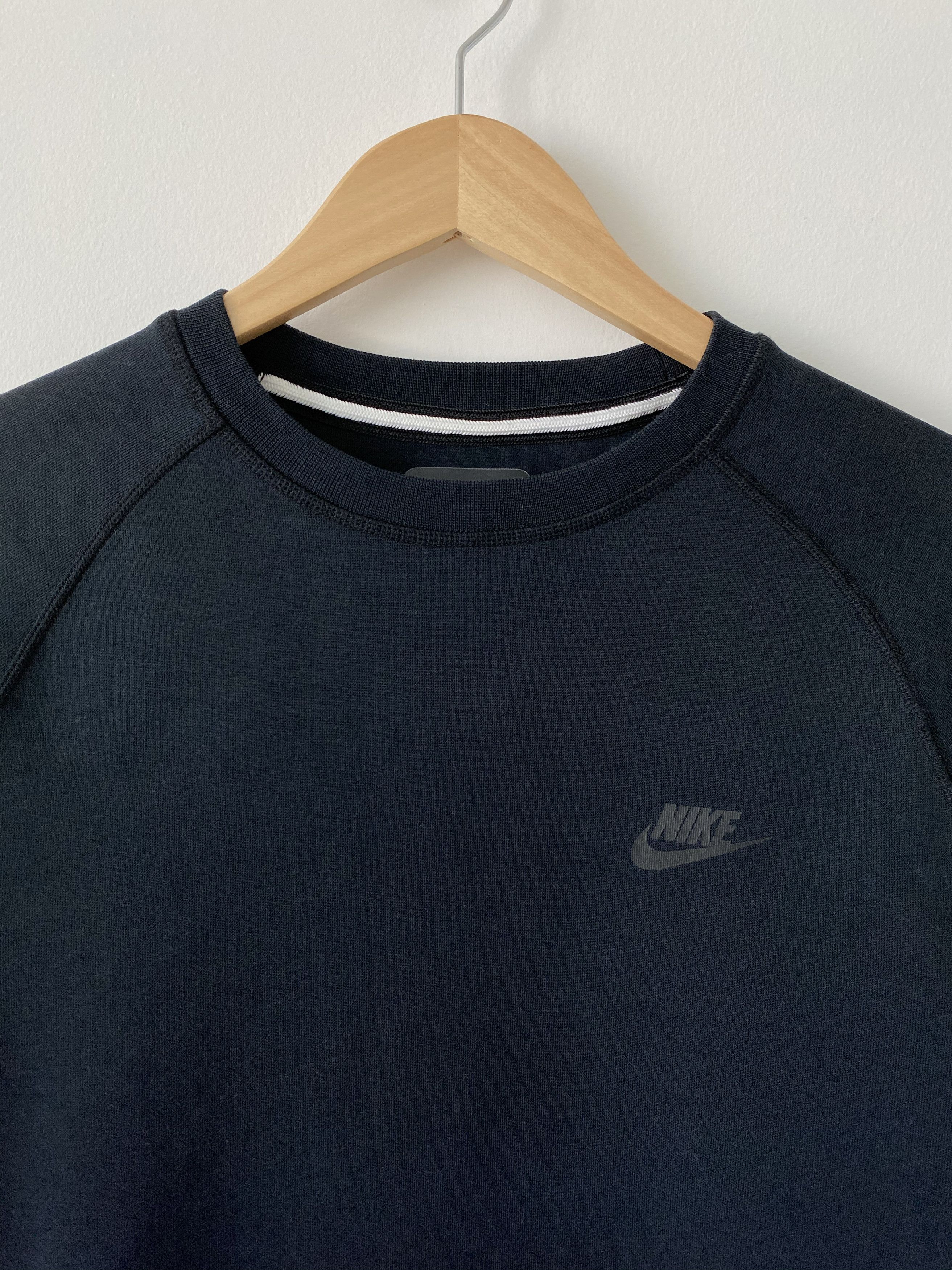 Nike Tech Fleece Crew Sweatshirt Size US S / EU 44-46 / 1 - 2 Thumbnail