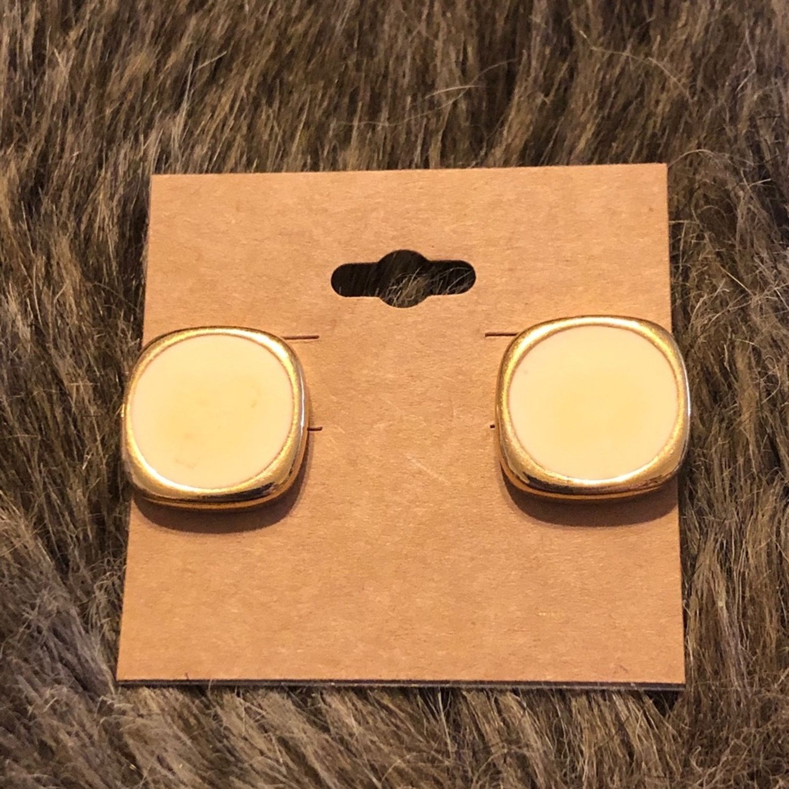 Vintage Vintage Napier cream enamel gold tone earrings Size ONE SIZE - 2 Thumbnail