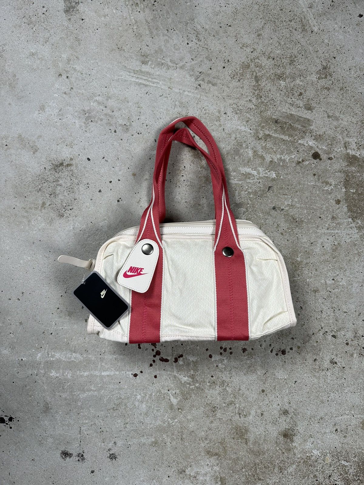 Nike DS Vintage y2k Nike Handbag Swoosh Rare Tote Duffle Size ONE SIZE - 1 Thumbnail