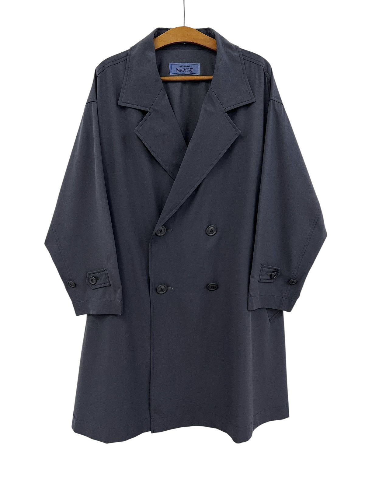 Issey Miyake 1980s Issey Miyake ‘Windcoat” Oversize Double Breasted Coat Size US L / EU 52-54 / 3 - 1 Thumbnail
