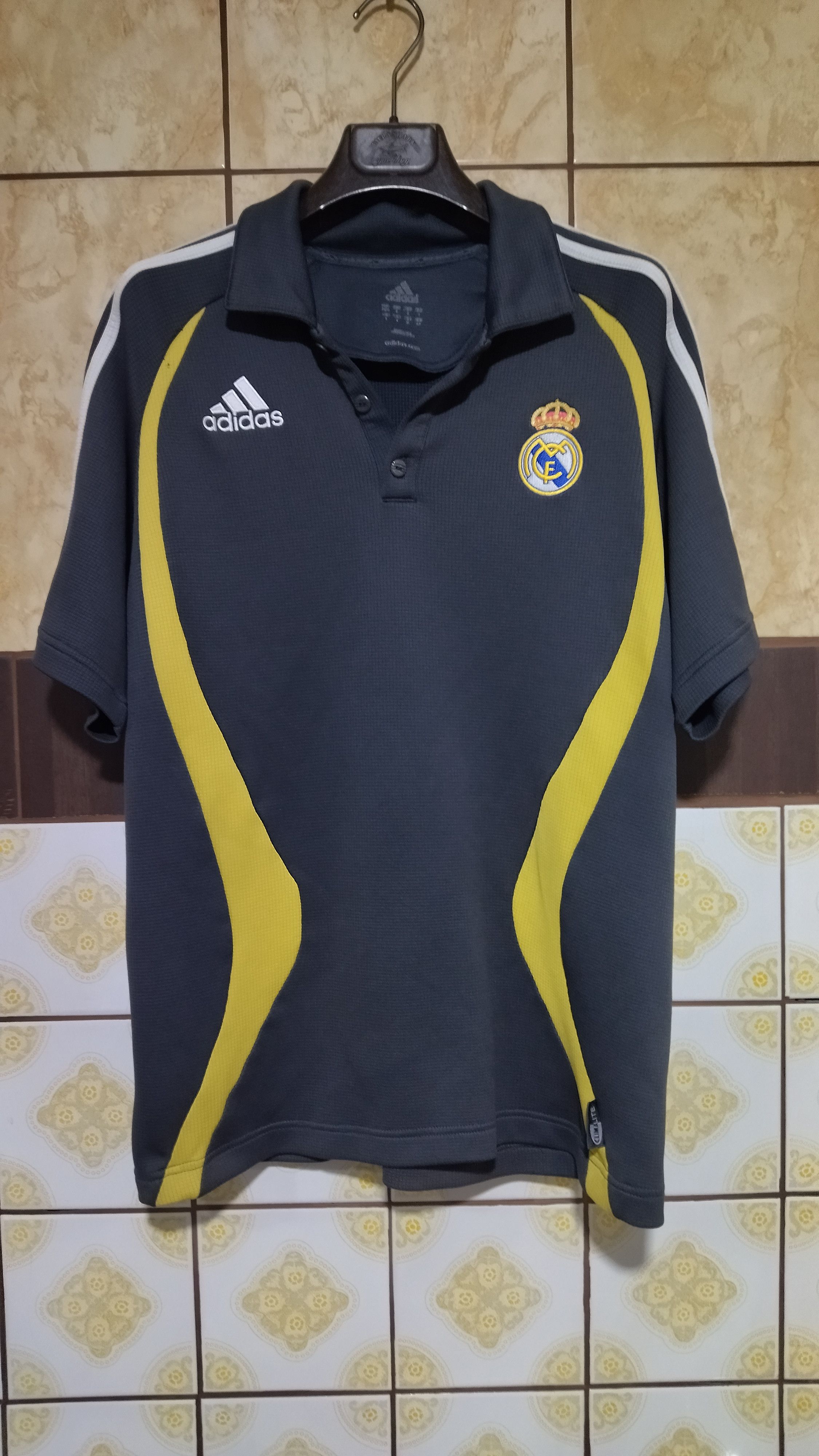 Adidas Vintage 2006/2007 Adidas Real Madrid polo Size US S / EU 44-46 / 1 - 1 Thumbnail