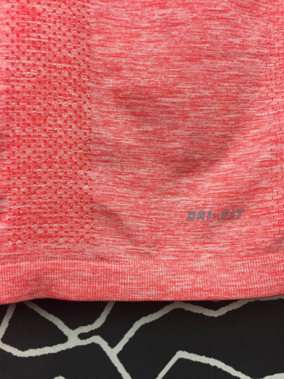Nike Nike Women's Dri-FIT Knit Seamless Running Top Pink Coral Size L / US 10 / IT 46 - 8 Thumbnail