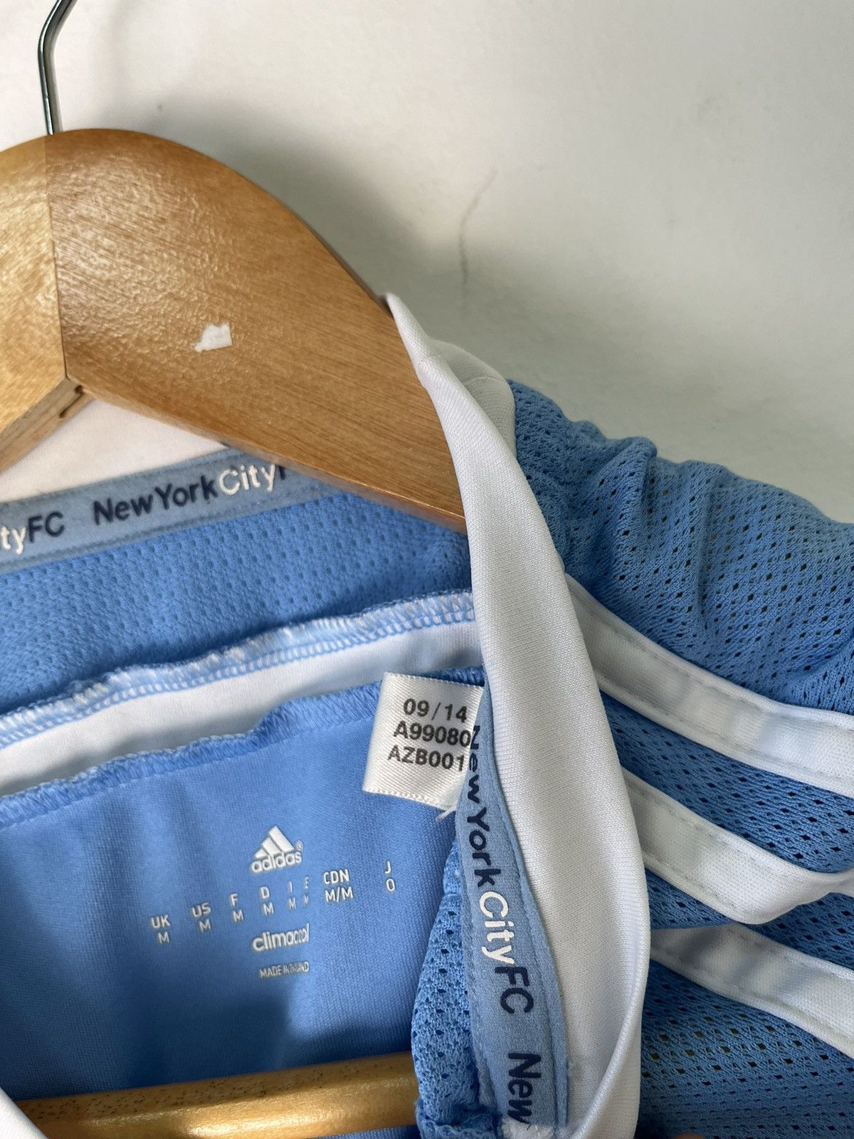 Adidas NEW YORK CITY 2017 2018 HOME FOOTBALL SOCCER JERSEY ADIDAS Size US M / EU 48-50 / 2 - 9 Thumbnail