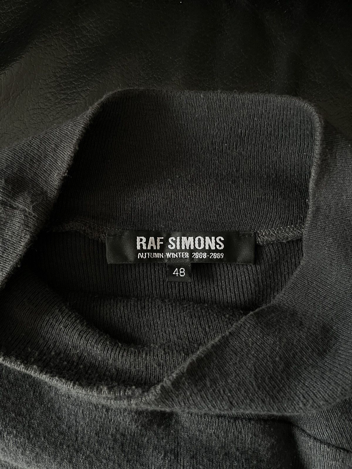 Raf Simons Raf Simons AW08 Assymetrical Slim High Neck Sweater Size US S / EU 44-46 / 1 - 4 Thumbnail