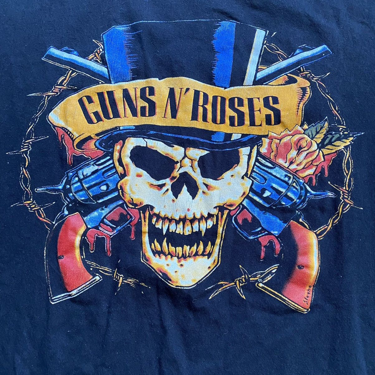 Band Tees VINTAGE GUNS N ROSES ROCK TOUR T SHIRT Size US XXL / EU 58 / 5 - 3 Thumbnail