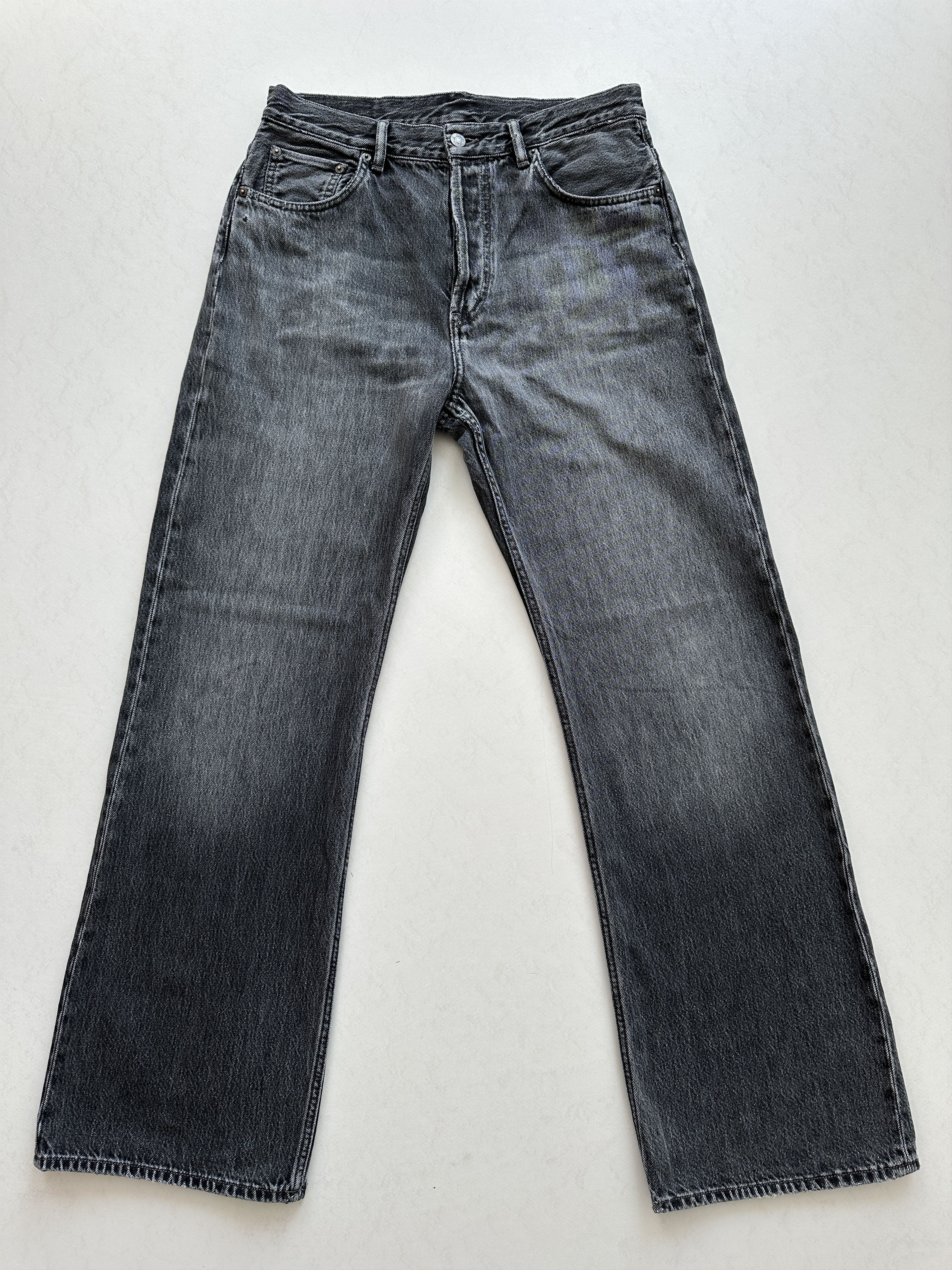 【新品】Acne Studios 1992M VIntage Black Acne Studios Regular fit jeans - 1992M - Black | REVERSIBLE