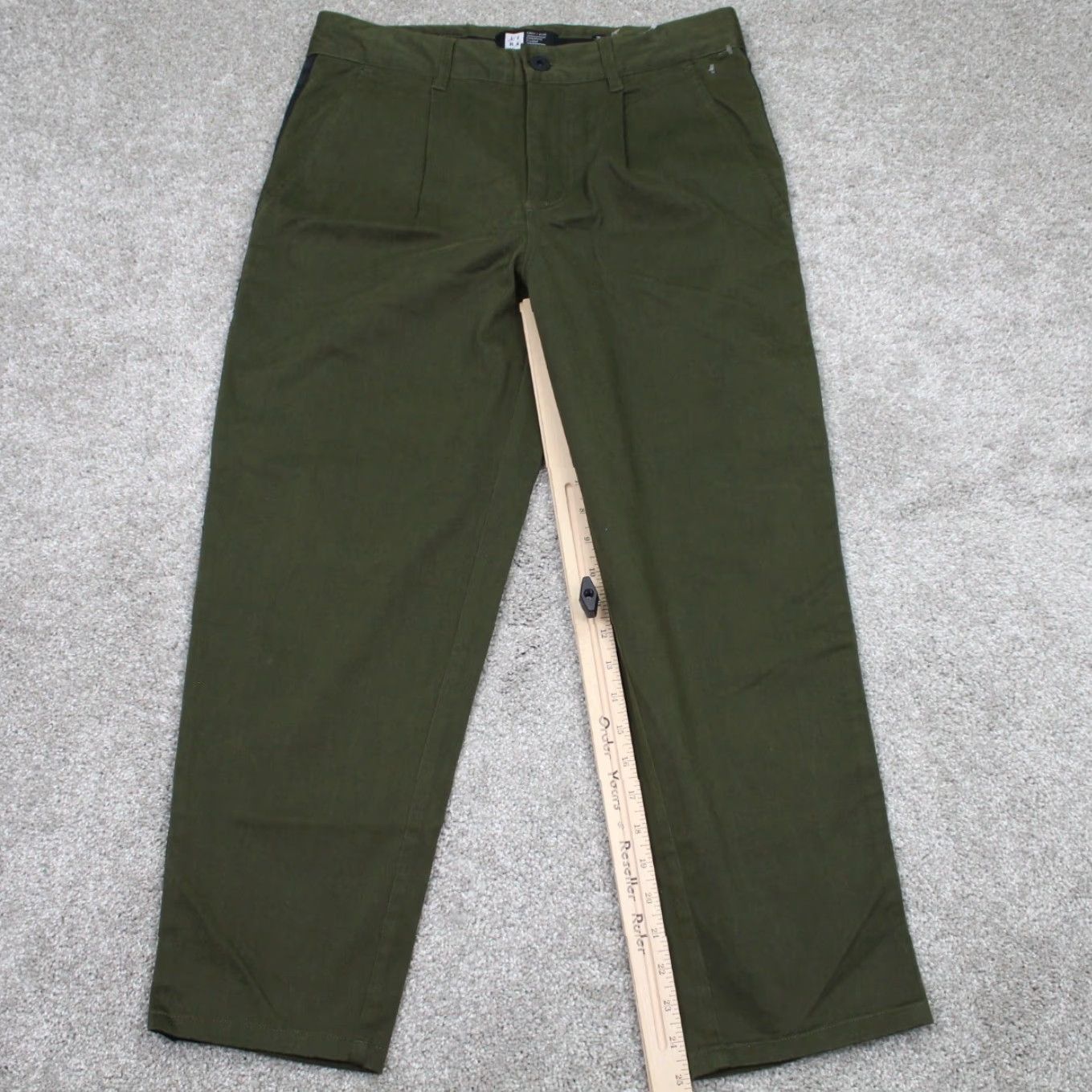 Vintage LIRA Womens 28 Pants Capri Stretch Knit Black Green NWT Relaxed Inseam 25" 90s Theme Size 28" / US 6 / IT 42 - 3 Thumbnail