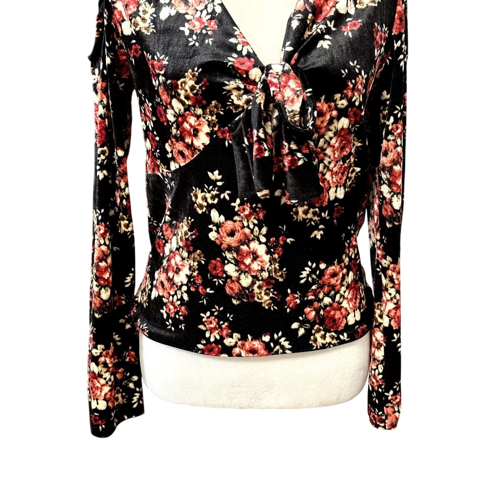 Other Pro Blue Blouse Cold Shoulder Floral Multicolor W S NWOT Size S / US 4 / IT 40 - 3 Thumbnail