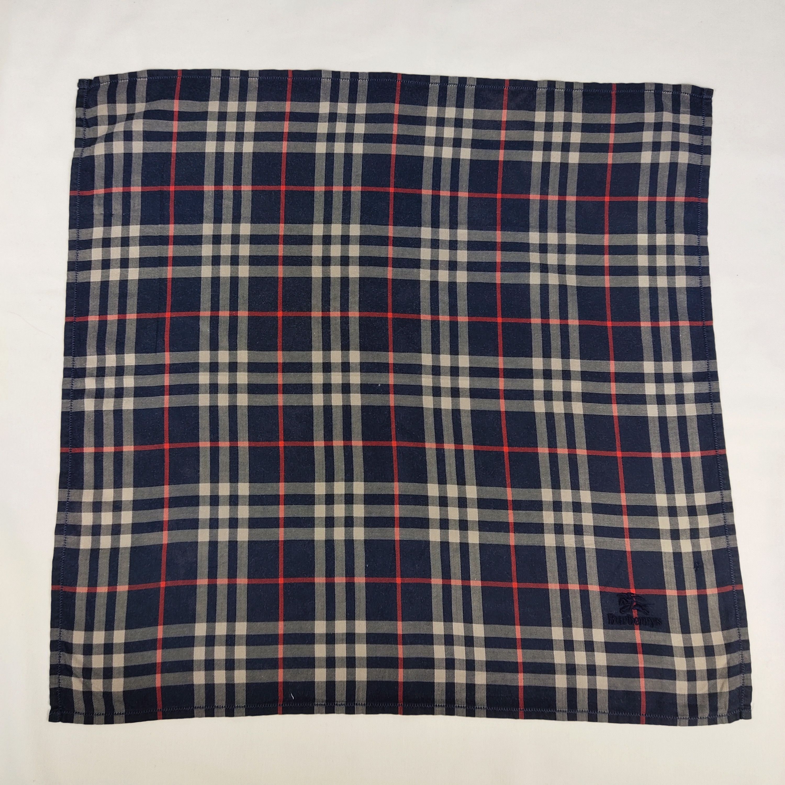 Burberry × Vintage Burberry Handkerchief / Neckerchief / Bandana FZ153 Size ONE SIZE - 3 Thumbnail