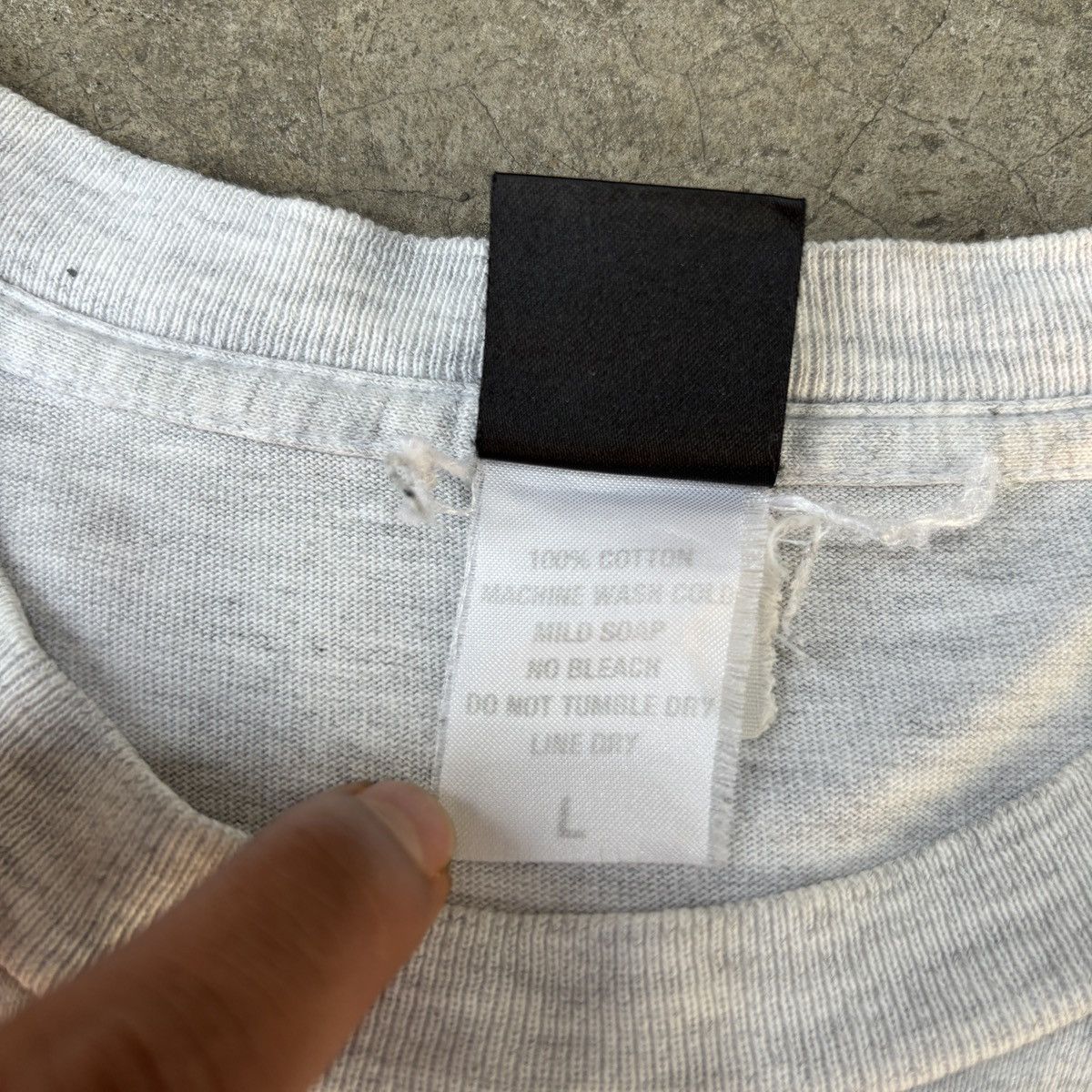 Japanese Brand Rare marlboro x project ignite tee Size US L / EU 52-54 / 3 - 7 Thumbnail