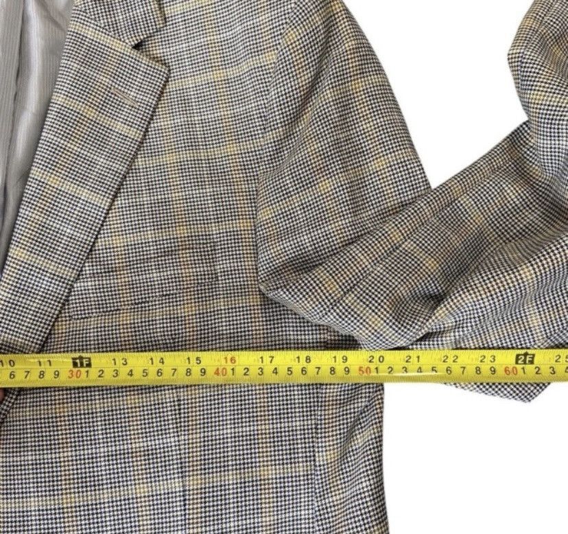 Jack Victor Jack Victor 44R 100% Wool Beige Houndstooth Worsted Wool 44R Size 44R - 4 Thumbnail