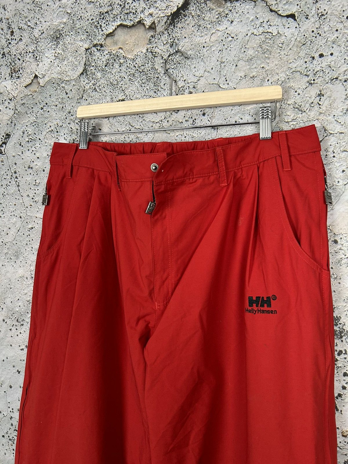 Helly Hansen Vintage Helly Hansen Gorpcore Snowboarding Pants Streetwear Size US 36 / EU 52 - 3 Thumbnail