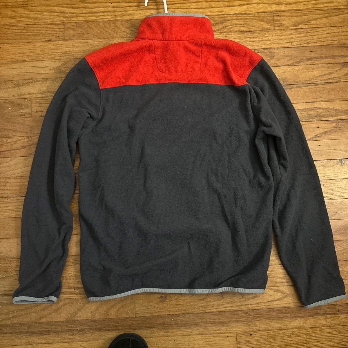 The North Face The North Face red and grey fleece quarter zip Size US L / EU 52-54 / 3 - 2 Thumbnail