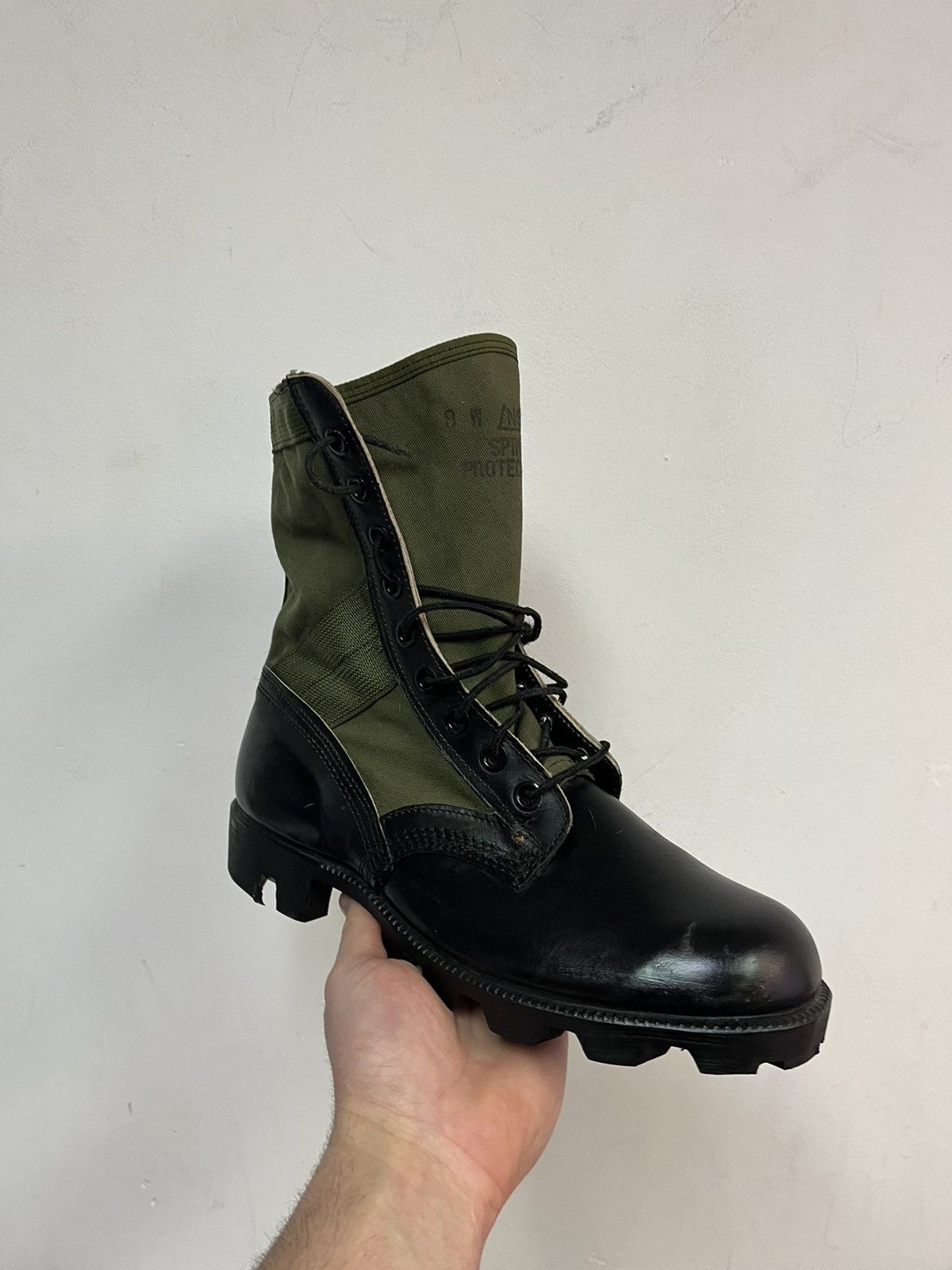 Vintage Vintage Vietnam Jungle Boots Size US 10 / EU 43 - 1 Thumbnail