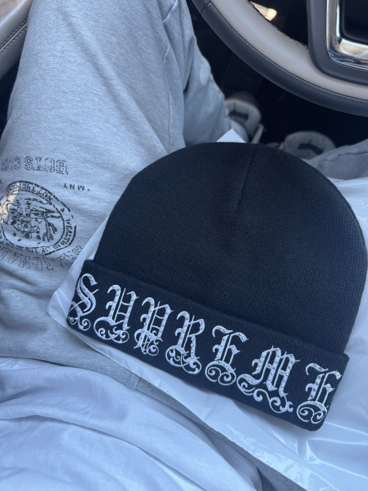 Supreme Old English Beanie | Grailed