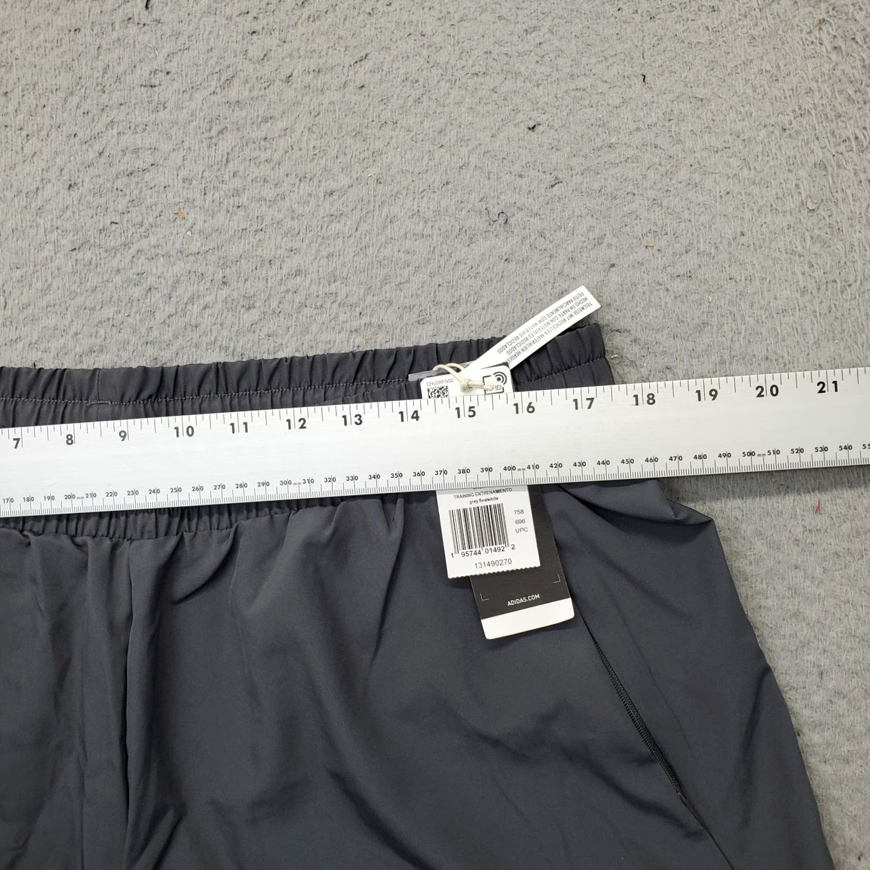 Adidas Adidas AEROREADY Running Shorts Mens XL Gray Elastic Waist Pockets Athletic Gym Casual Size US 36 / EU 52 - 5 Thumbnail
