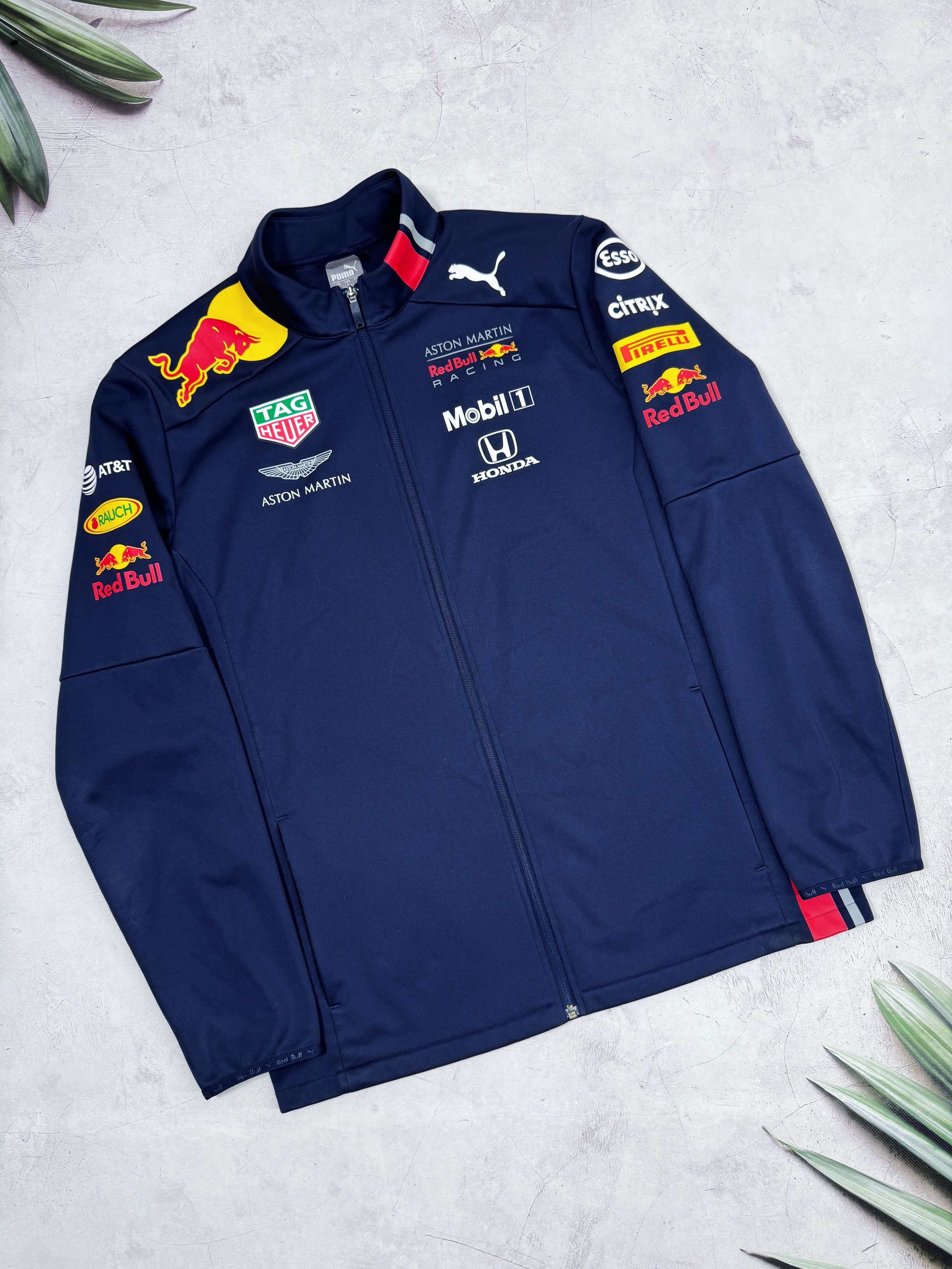 Puma × Red Bull Puma Red Bull Softshell Jacket F1 Aston Martin Mobil1 Honda Size US L / EU 52-54 / 3 - 8 Thumbnail