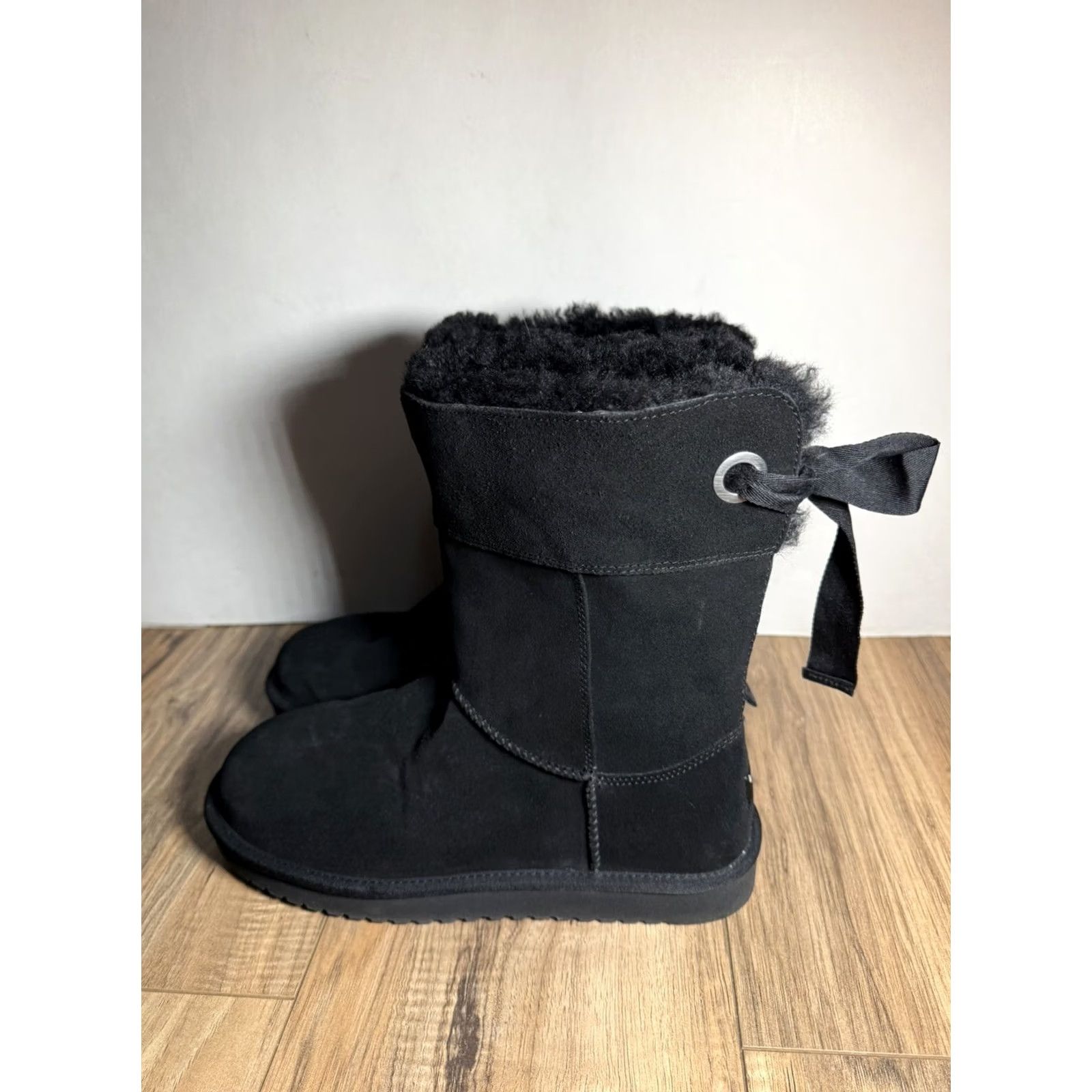 Vintage KOOLABURRA BY UGG Delene Mini BLACK BOOTS WOMAN’S Size 10 Suede Faux Fur Lining EVA Outsole M 41 EU 8 UK Vintage No Size US 8 / IT 38 - 3 Thumbnail