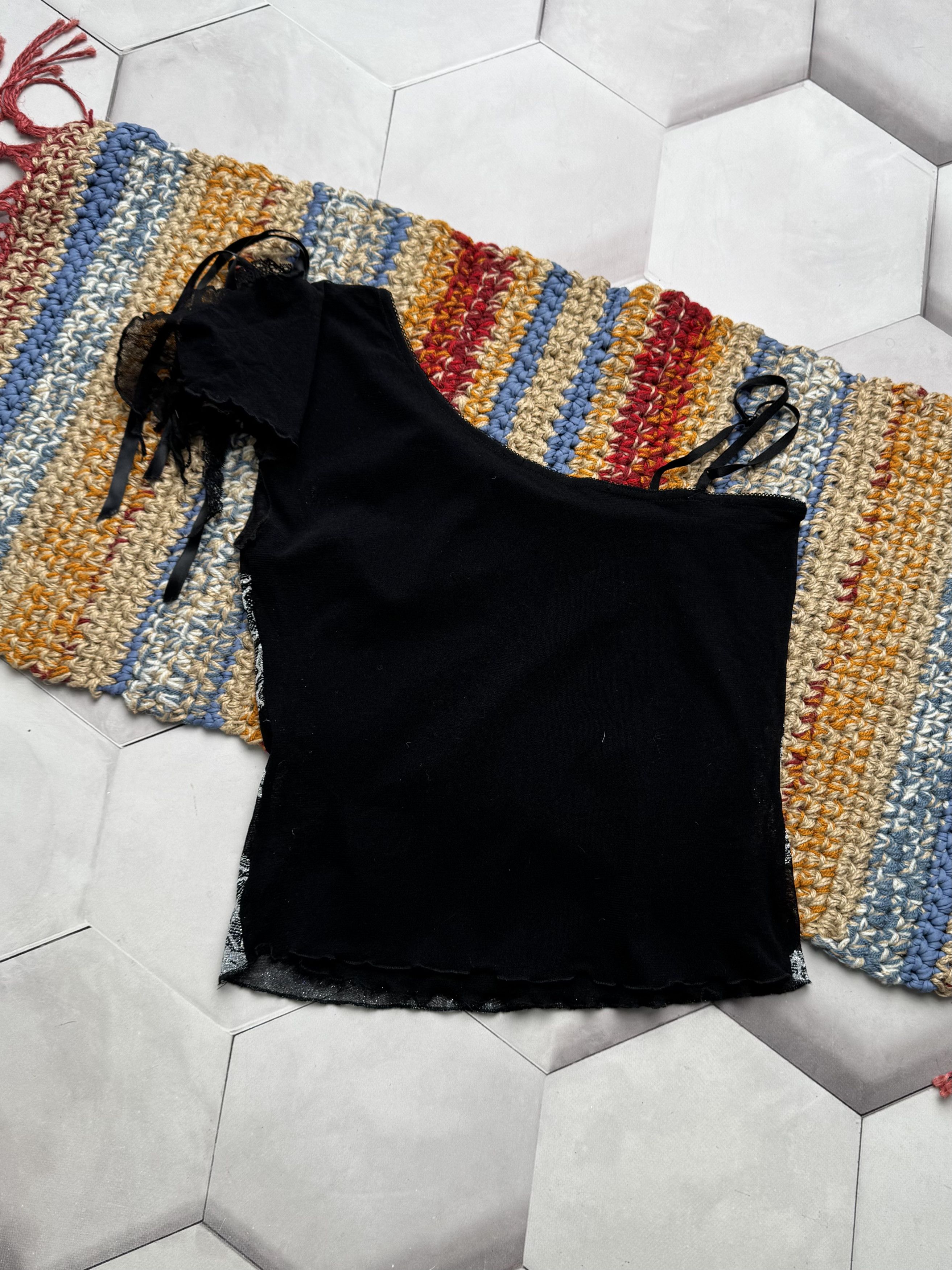 Vintage Vintage Black Lace Cami Top Y2K Asymmetrical Strap (E4) Size M / US 6-8 / IT 42-44 - 3 Thumbnail