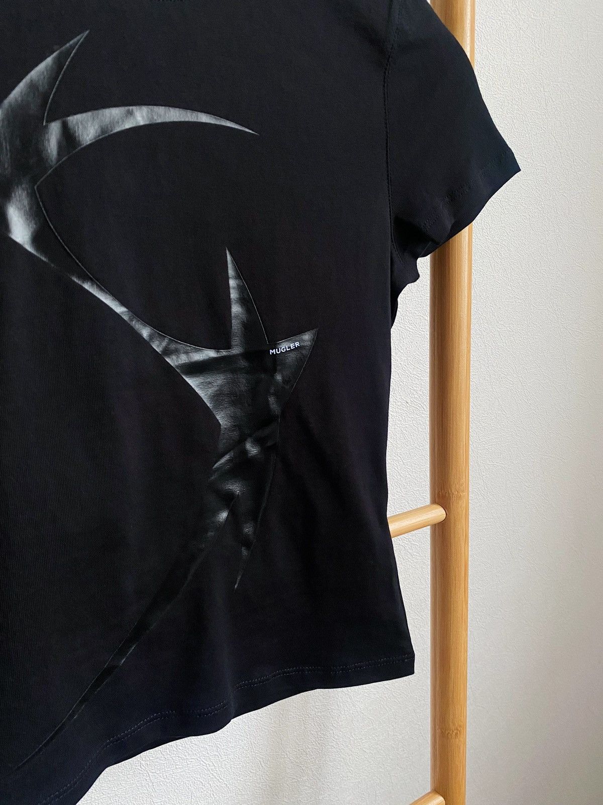 H&M × Mugler × Thierry Mugler Mugler x H&M Printed Fitted T-Shirt Size XS Size XS / US 0-2 / IT 36-38 - 10 Thumbnail