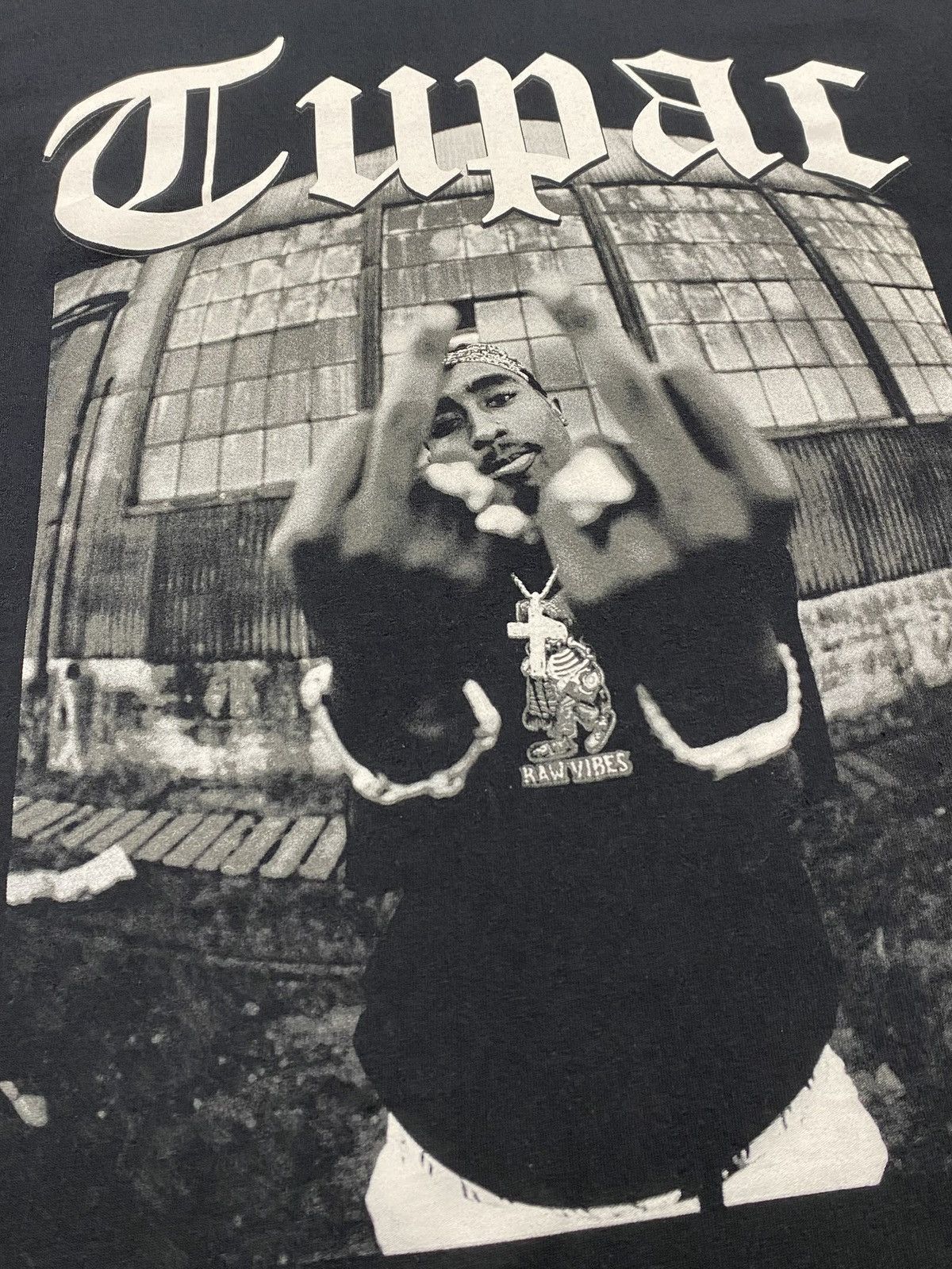 Vintage Vintage Tupac Shakur Raw Vibes Tee Size US M / EU 48-50 / 2 - 1 Thumbnail