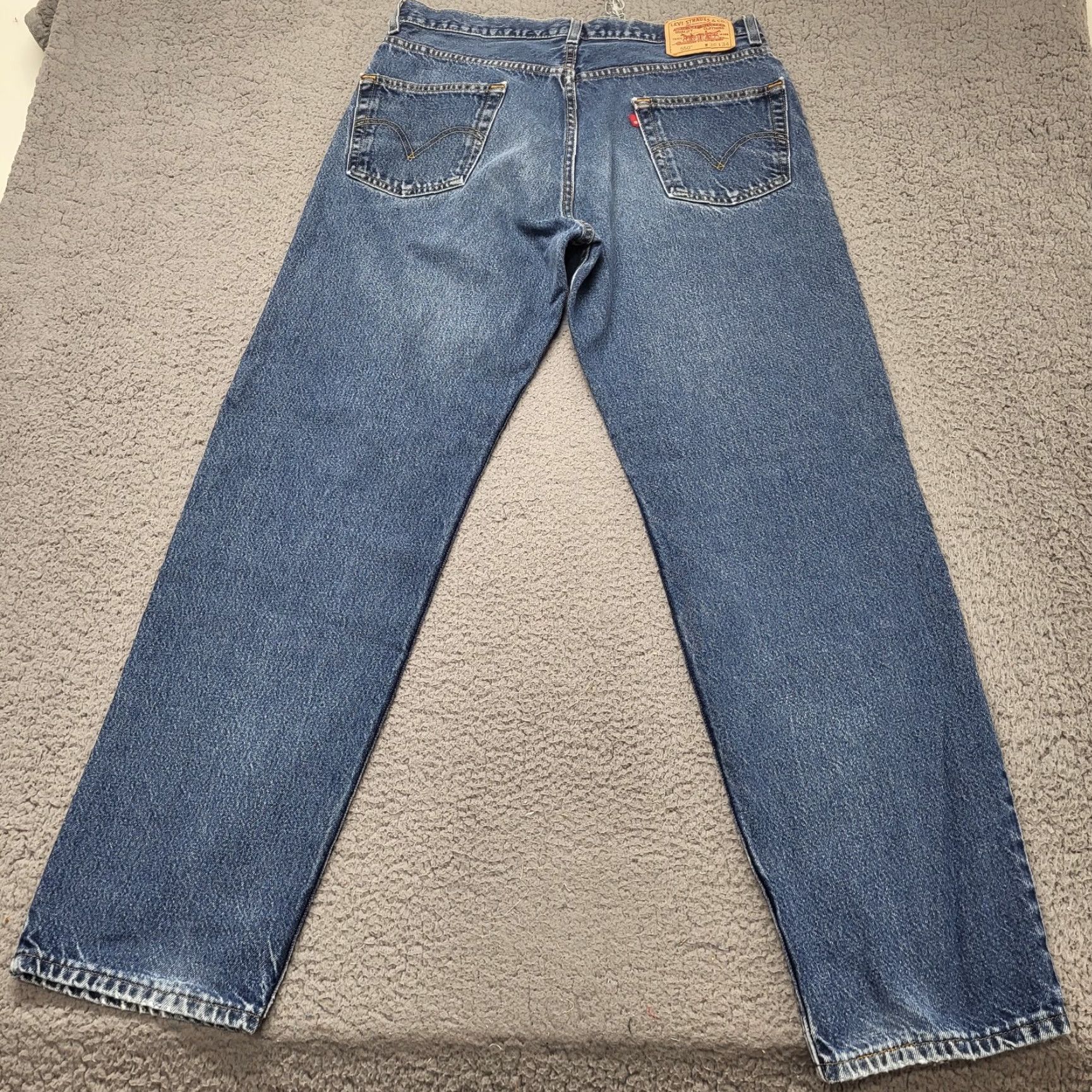 Levi's VINTAGE Levi's 550 Jeans Mens 36x34 Blue Denim Relaxed Fit Straight Leg 2004 Y2K USA Mens Size US 36 / EU 52 - 2 Thumbnail