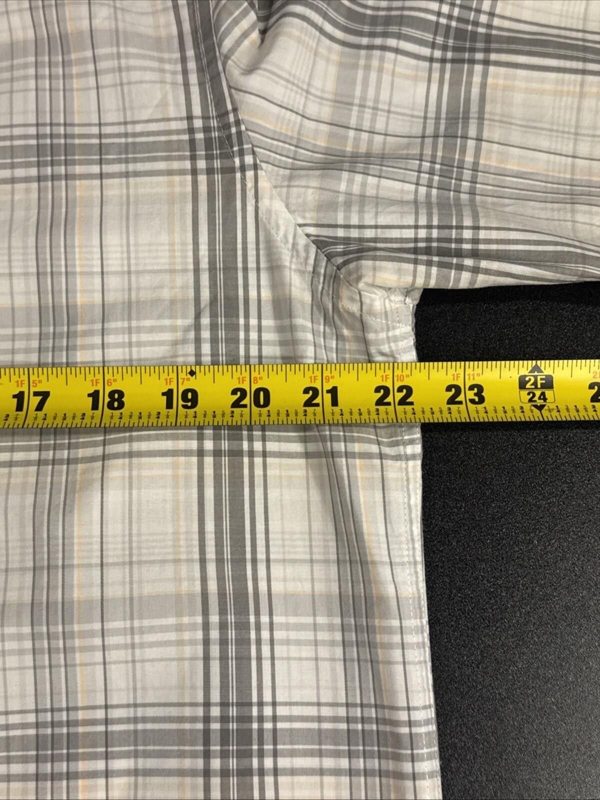 Alfani Alfani Men's Size Medium Button Up SS Gray Plaid [639] Size US M / EU 48-50 / 2 - 6 Thumbnail