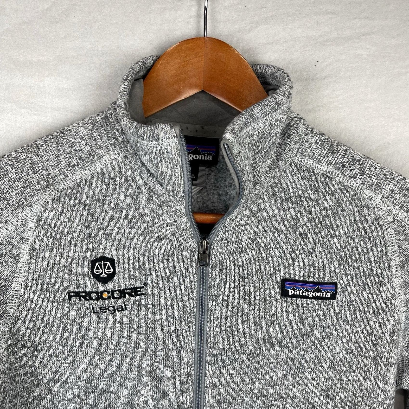 Patagonia Patagonia Sweater Women Small Full Zip Fleece Jacket Gray Embroidered Logo Outdoor Logo Size S / US 4 / IT 40 - 2 Thumbnail