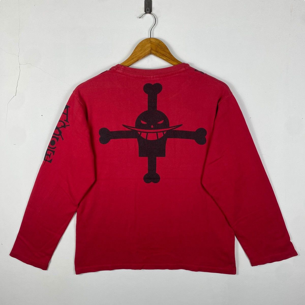 Anime Vintage One Piece PORTGAS D. ACE Necklace Logo Longsleeve Size US M / EU 48-50 / 2 - 4 Thumbnail