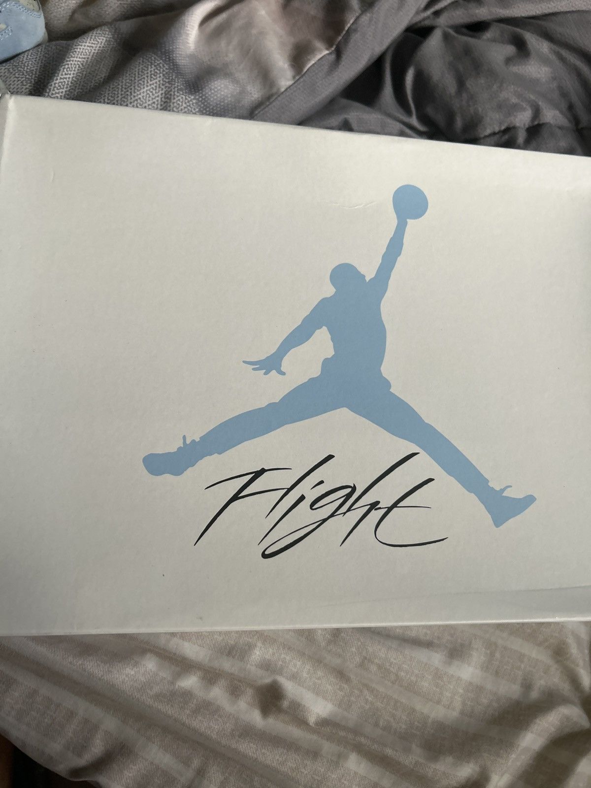 Jordan Brand Jordan UNC 4s Size US 12 / EU 45 - 7 Thumbnail