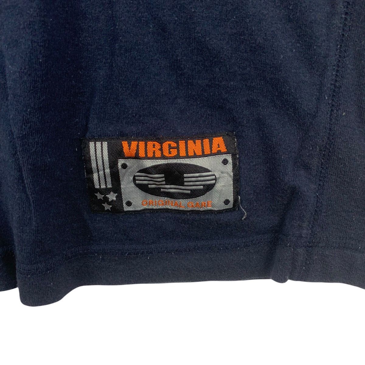 Other FOGATY EASTON VIRGINIA Modern Streetwear Embossed Tee Shirt Size US L / EU 52-54 / 3 - 7 Thumbnail