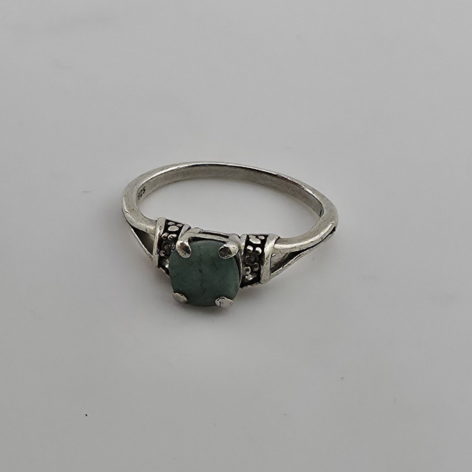 Other Sterling Silver Ring Green Stone 925 Size 6.5 Size ONE SIZE - 7 Thumbnail