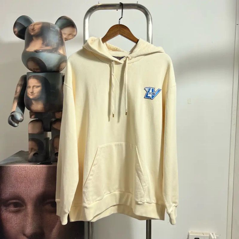 Louis Vuitton Louis Vuitton Cream Cotton XL Hoodie 0089 Size XL / US 12-14 / IT 48-50 - 1 Thumbnail