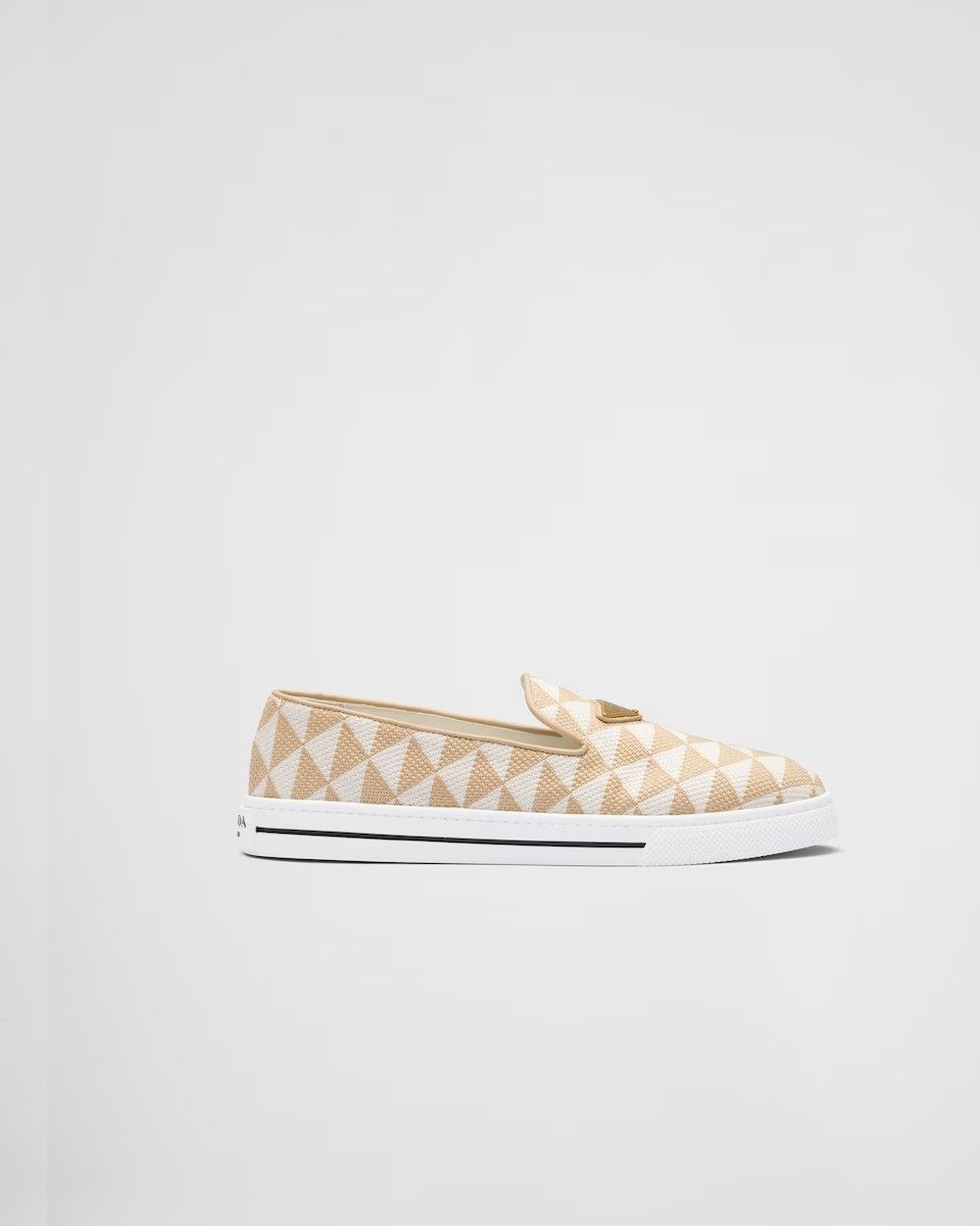 o1w1db11124 Embroidered Fabric Slip Ons in White/Beige