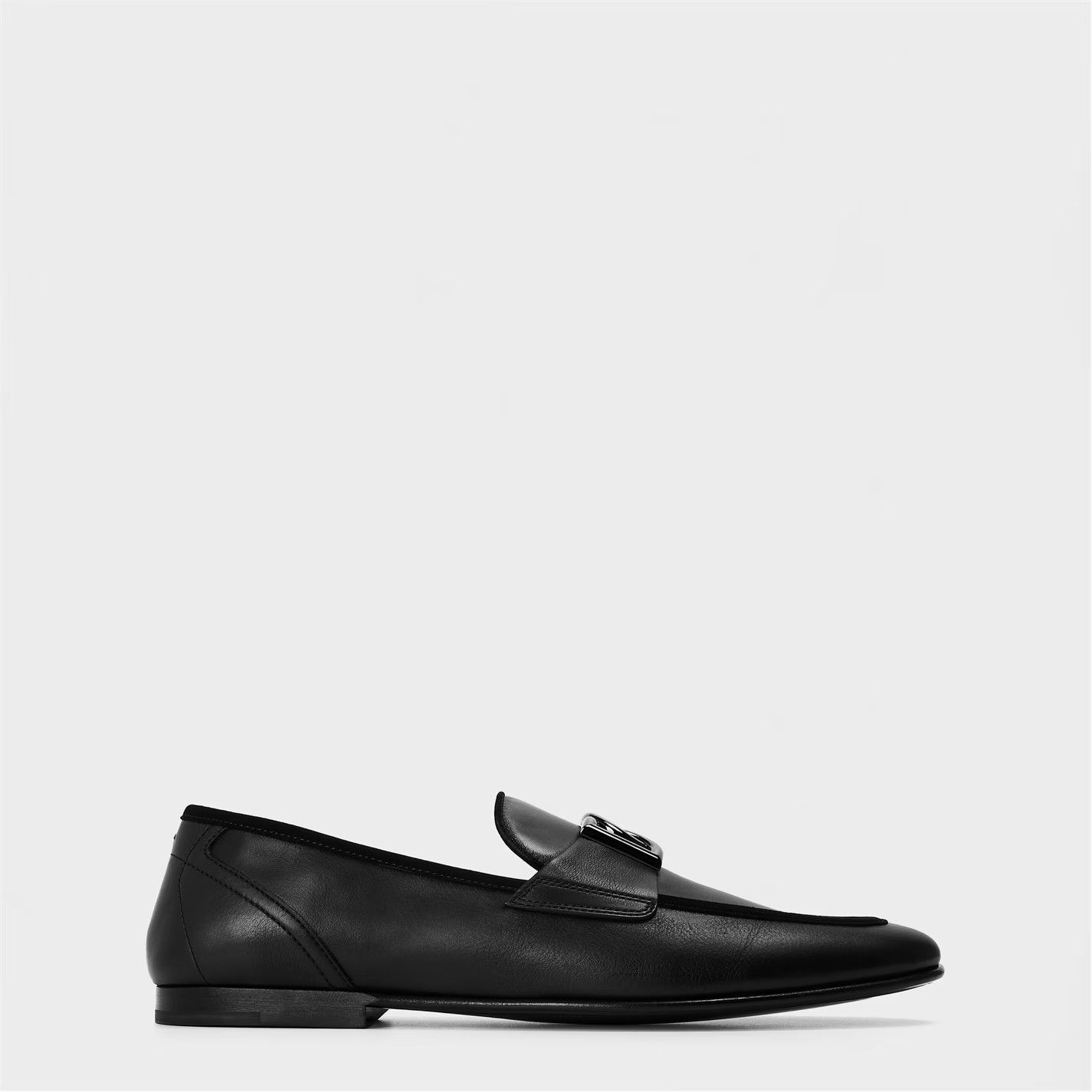 Dolce & Gabbana o1g2r1mq0426 Logo Loafers in Black Size US 9 / EU 42 - 1 Thumbnail