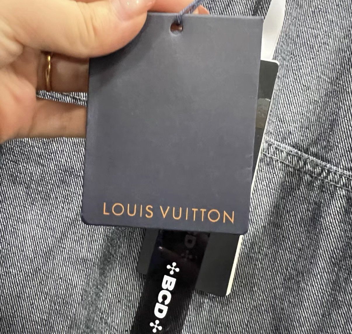 Louis Vuitton Louis Vuitton 2026 Gradient Monogram Denim Jacket J41 Size US XS / EU 42 / 0 - 5 Thumbnail