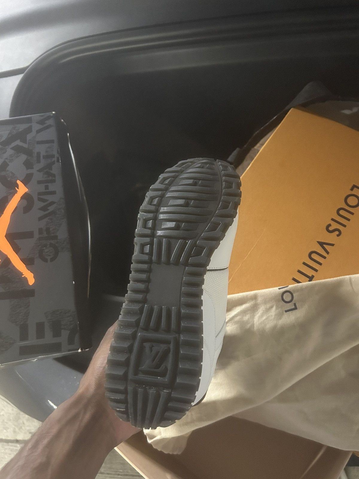 Louis Vuitton Louis Vuitton “Neo Run Away Sneaker” Size US 8.5 / IT 38.5 - 10 Thumbnail