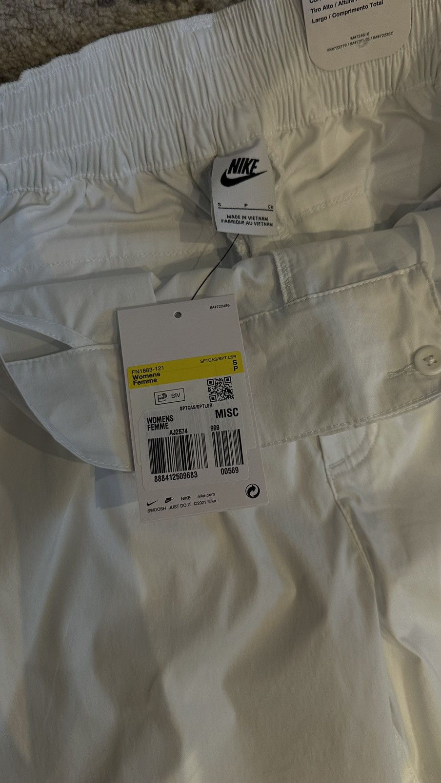 Nike NIKE SPORTSWEAR ATTRIBUTES TROUSER PANTS Size 27" / US 4 / IT 40 - 5 Thumbnail