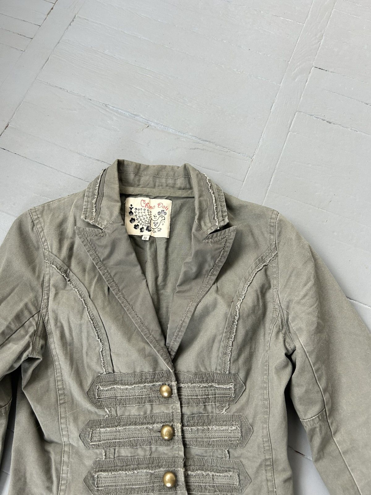Japanese Brand × Vintage Vintage khaki crop blazer Japanese style Size M / US 6-8 / IT 42-44 - 4 Thumbnail
