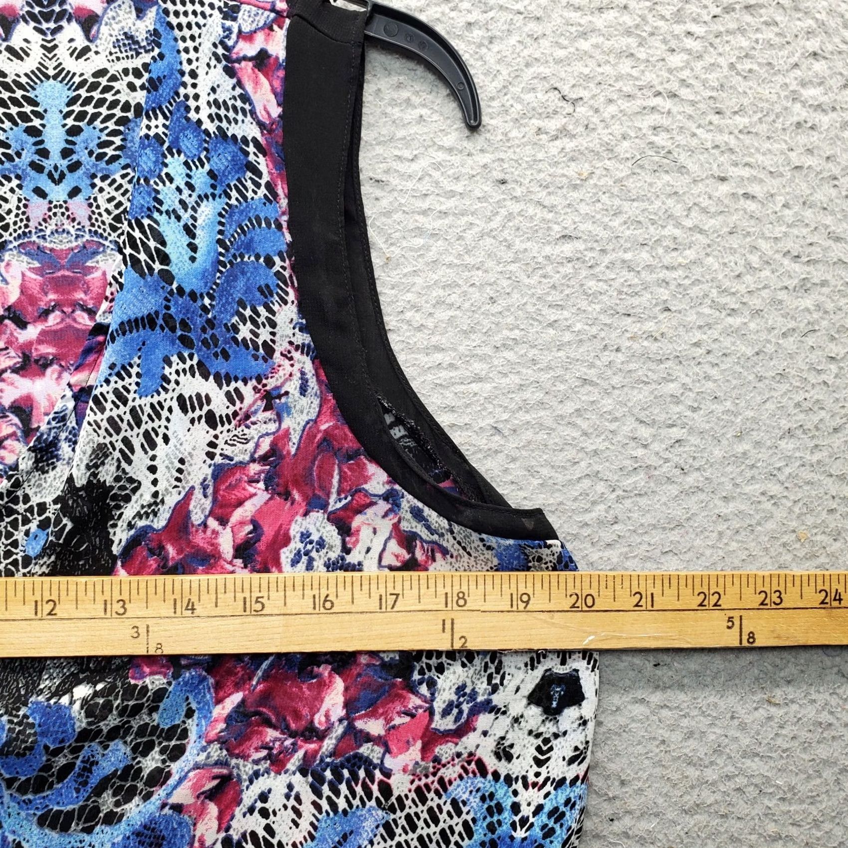 Nicole Miller Nicole Miller Tank Top Women's L Multi Floral Sheer Sleeveless V-Neck Pullover Size L / US 10 / IT 46 - 3 Thumbnail