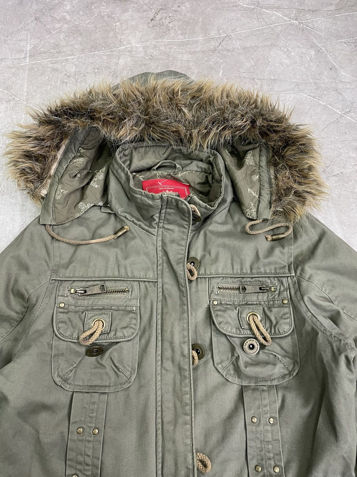 Le Grande Bleu (L.G.B.) Green if six was nine Jacket military fur hood archive y2k Size US M / EU 48-50 / 2 - 6 Thumbnail
