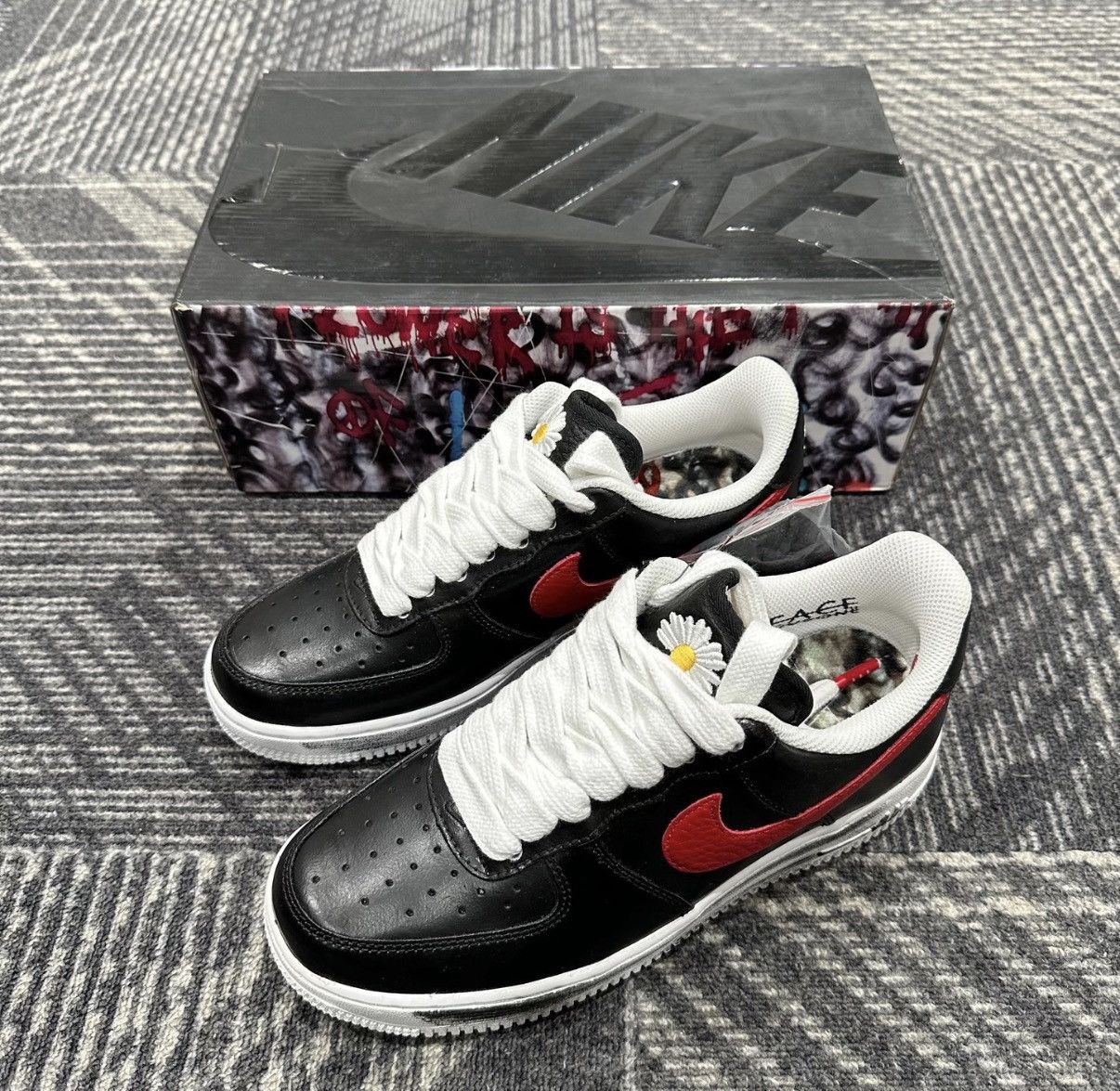 Nike × peaceminusone Peaceminusone x Nike Air Force 1 PMO J42 Size US 6.5 / EU 39-40 - 1 Thumbnail